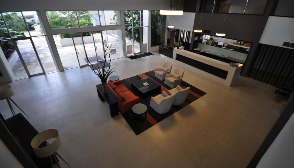 Chancellor Lakeside Apartments Gold Coast Exterior foto